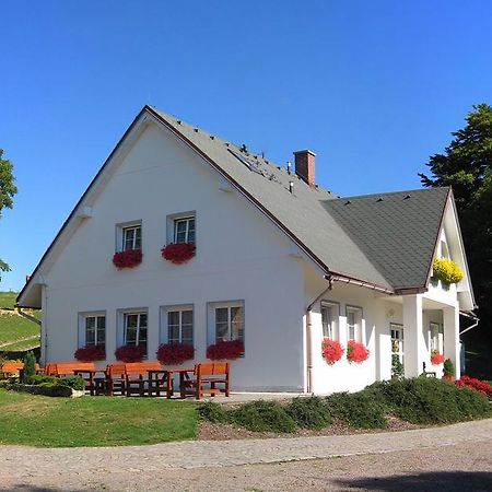 Hotel Selsky Dvur 1 Police nad Metují Zewnętrze zdjęcie