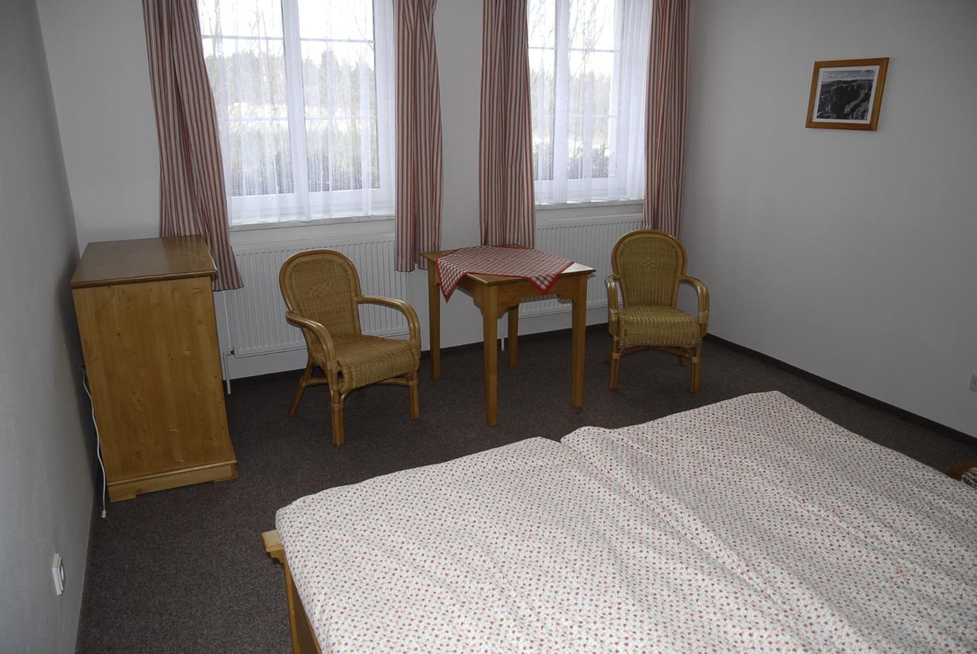 Hotel Selsky Dvur 1 Police nad Metují Zewnętrze zdjęcie