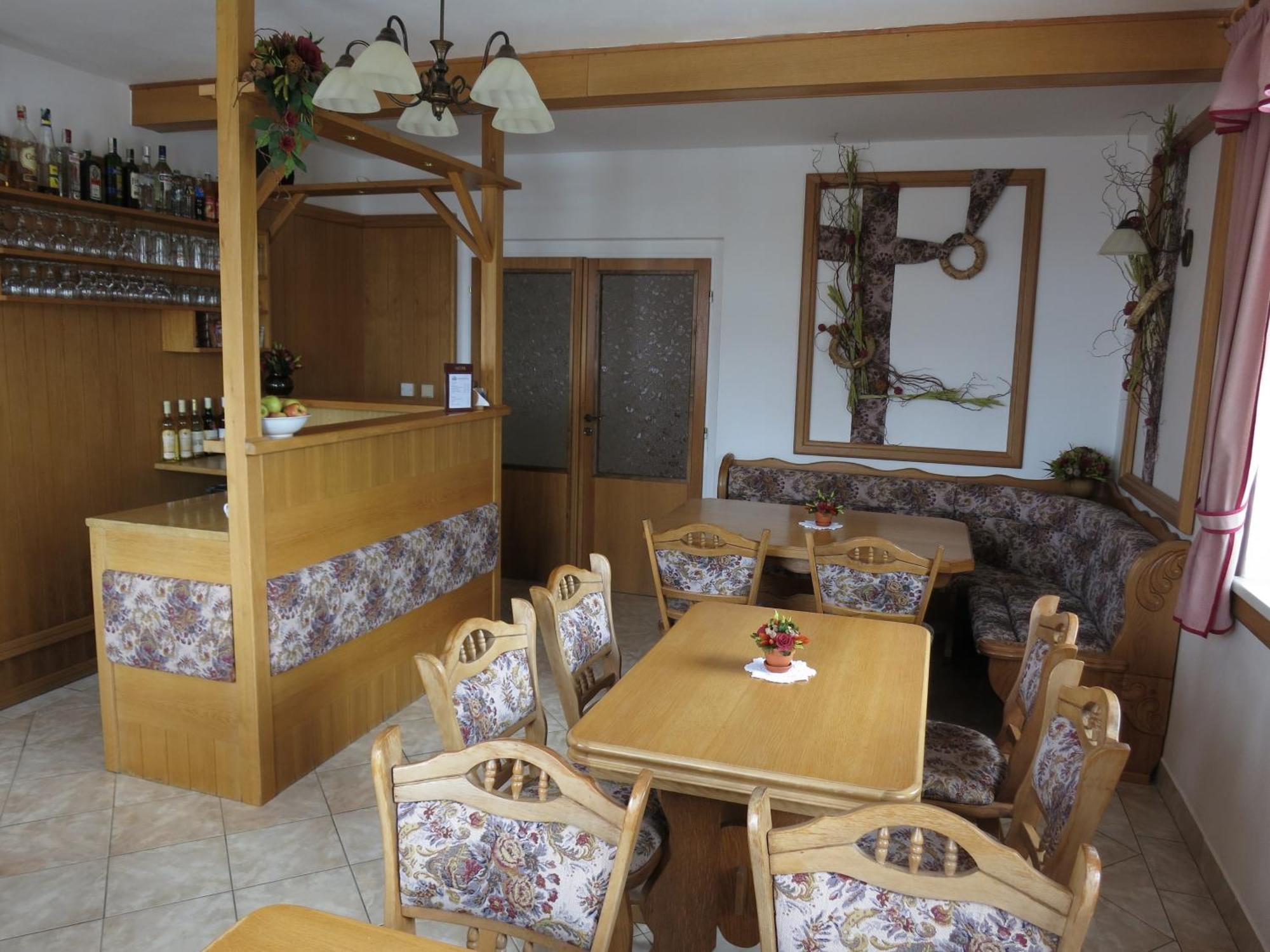 Hotel Selsky Dvur 1 Police nad Metují Zewnętrze zdjęcie