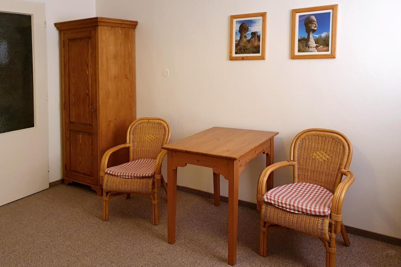 Hotel Selsky Dvur 1 Police nad Metují Zewnętrze zdjęcie